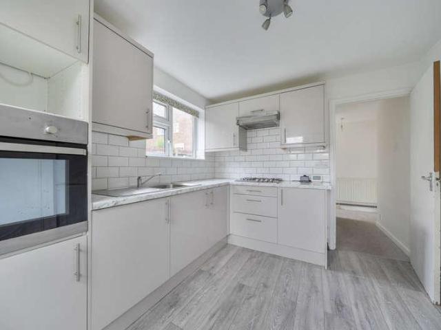 House for sale in Longlands, Greater London