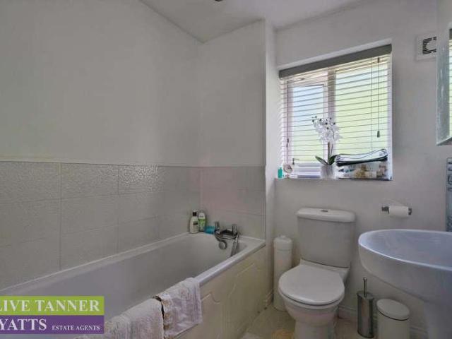 House for sale in Fox Hollies, West Midlands