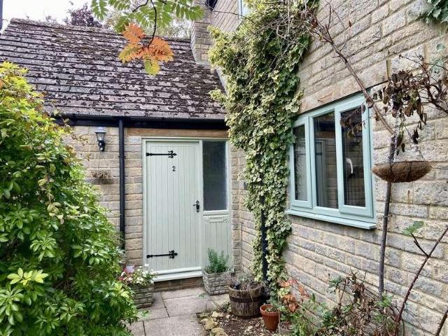 House for sale in Fifield, Black Bourton