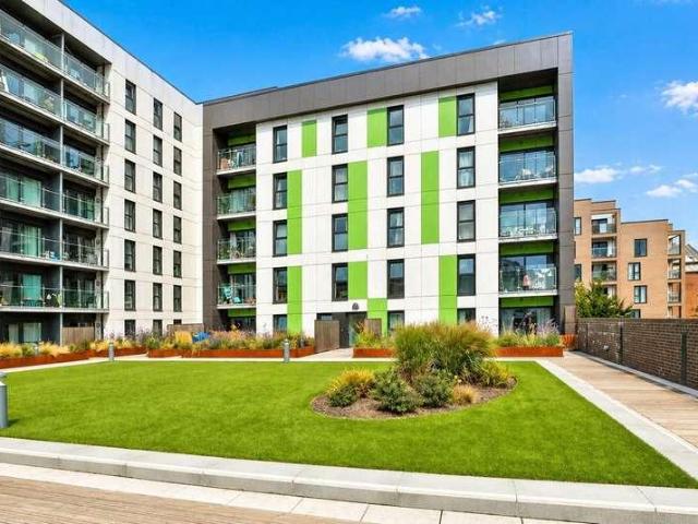 Flat for sale in East Bank, Norfolk