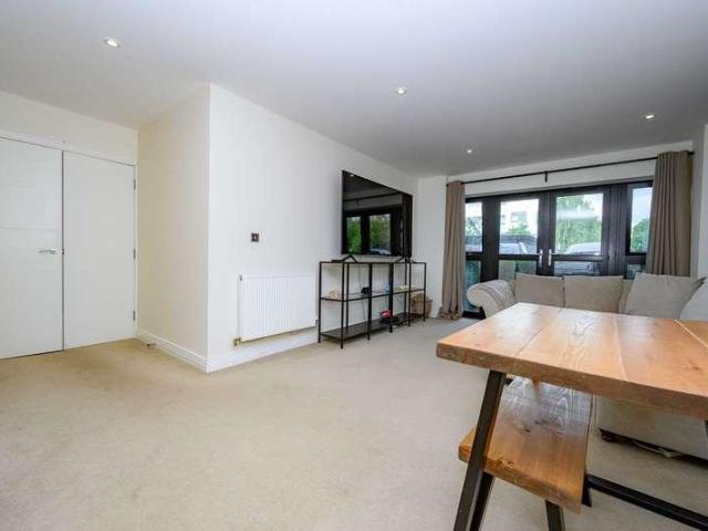 House for sale in Fretherne, Hertfordshire