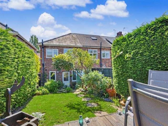 House for sale in Gedling, East Midlands