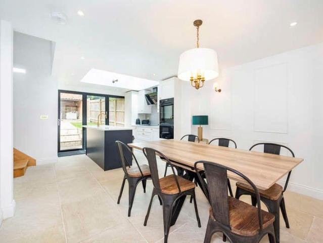 House for sale in Swingleton Green, Chelmondiston
