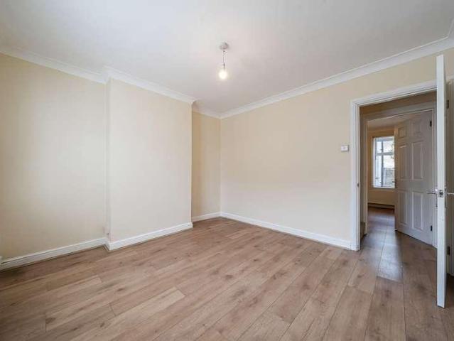 House for sale in Southborough, Sandown Park