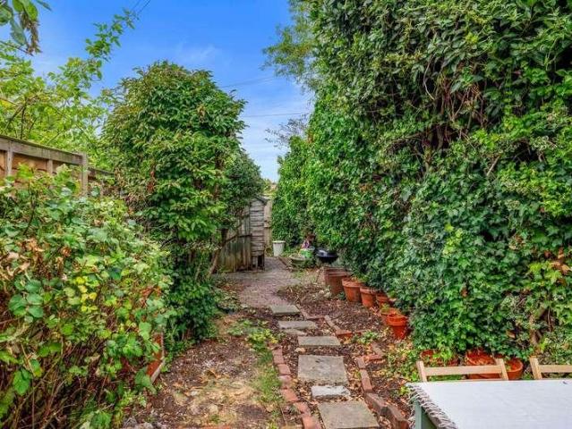 House for sale in Lewes, Iford