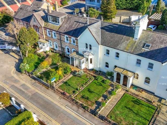 House for sale in Sandbanks, Poole