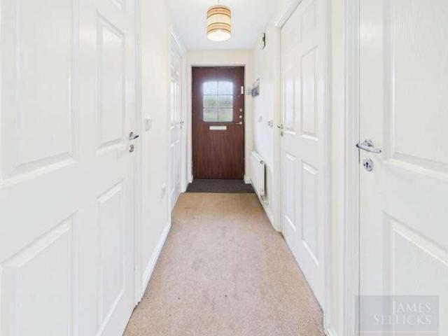 House for sale in Oadby, Leicestershire