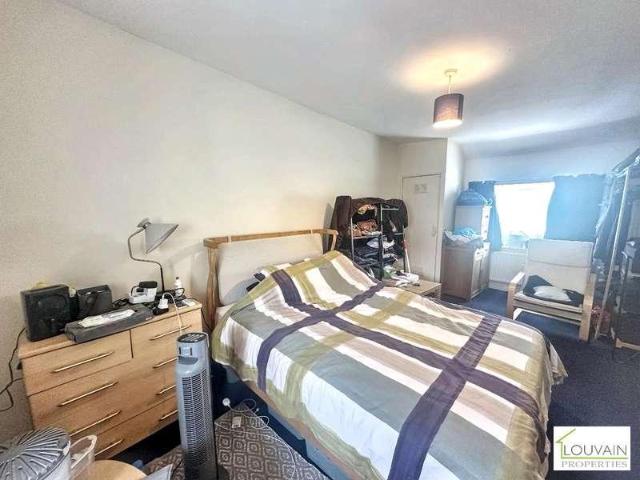 House for sale in Sirhowy, Wales