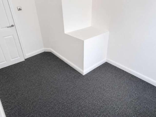 House for sale in Milnsbridge, West Yorkshire