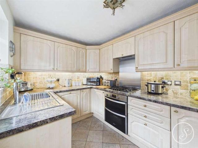 House for sale in Barwick in Elmet and Scholes, Barwick In Elmet