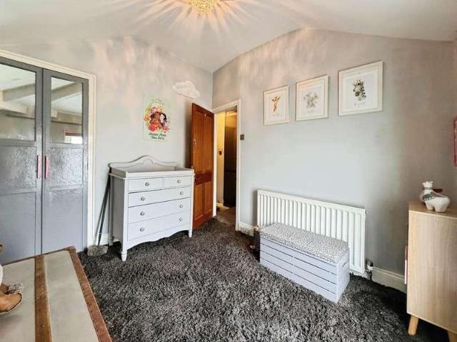 House for sale in Eccleshill, West Yorkshire