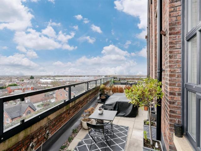 Flat for sale in Bedford, Wigan