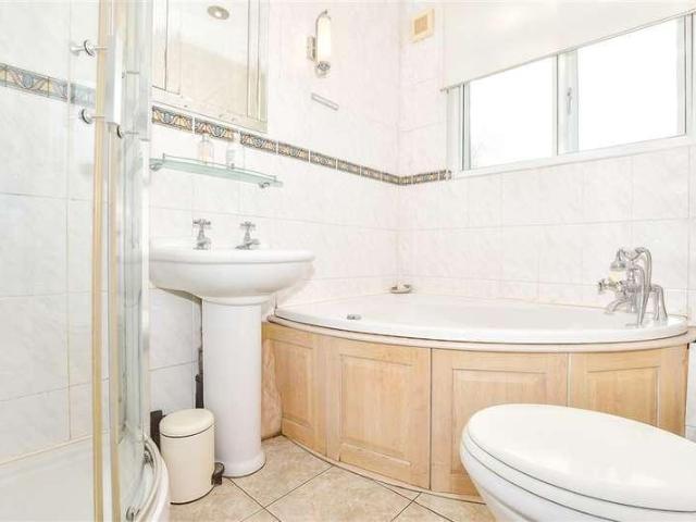 House for sale in Midway, Kent