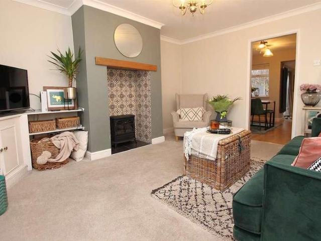 House for sale in Stourbridge, West Midlands