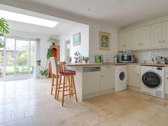 House for sale in Plumpton Green, Iford