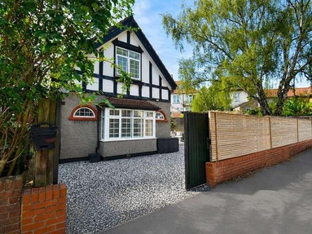 House for sale in Feckenham, City Of Bristol
