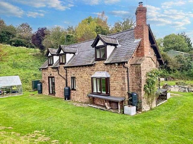 House for sale in Sandpits