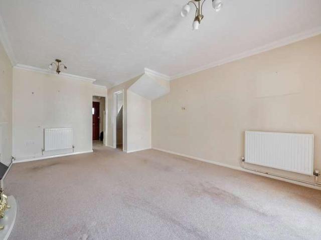 House for sale in The Butts, Kent