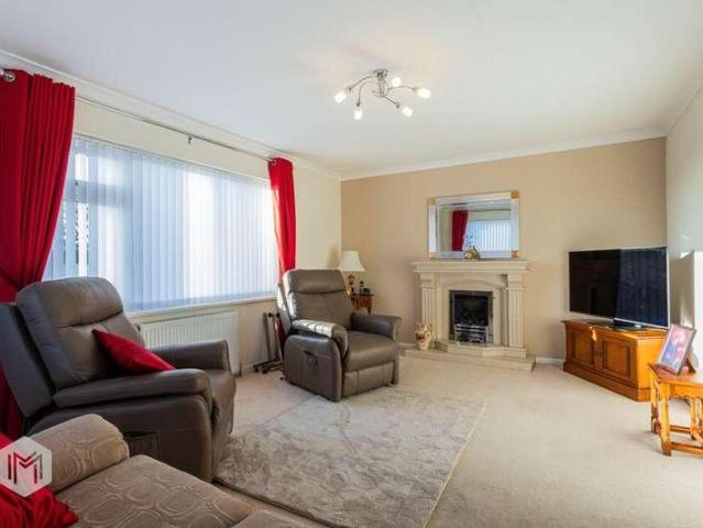 House for sale in Hazelhurst, Bury