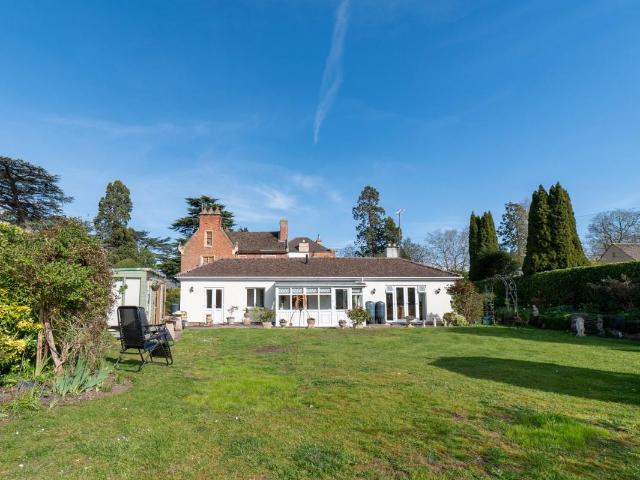 House for sale in Swindon, Golden Valley