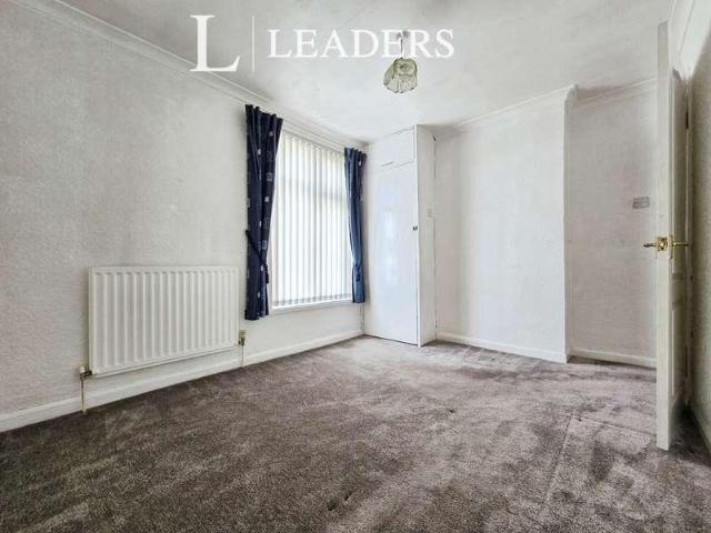 House for sale in Middlecroft, Hampshire