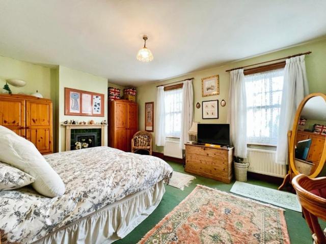 House for sale in Golden Valley, Folkestone