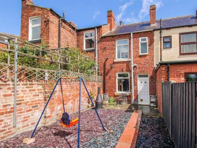 House for sale in Wakefield, Flanshaw
