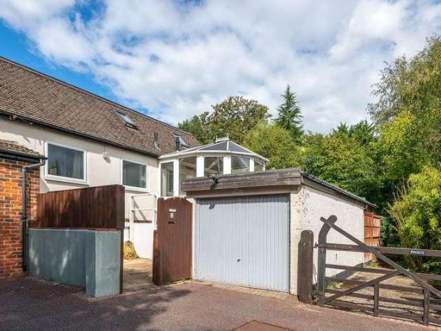 House for sale in Red Hill, Surrey