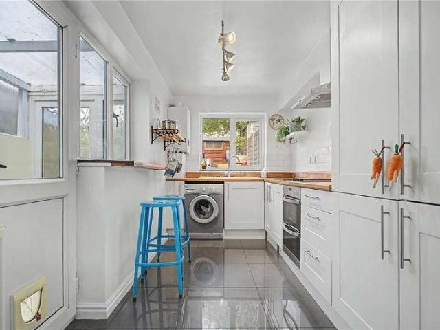 House for sale in Kingshill, Swindon
