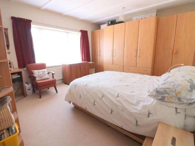 House for sale in Luton, Warden Hill