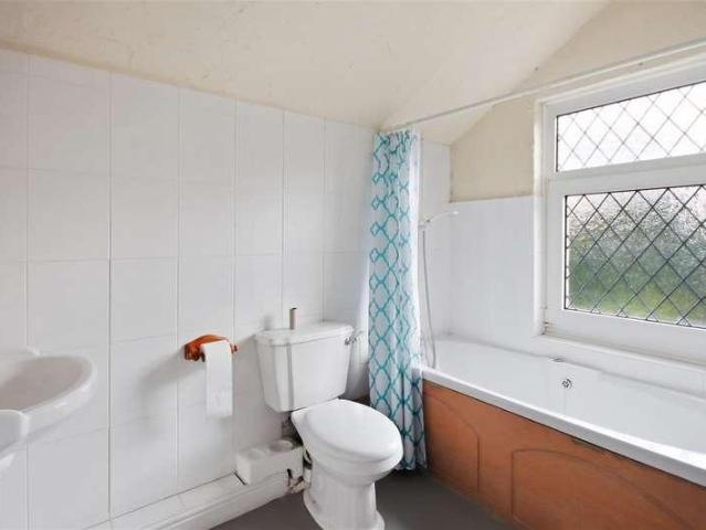 House for sale in Brackenfield, East Midlands