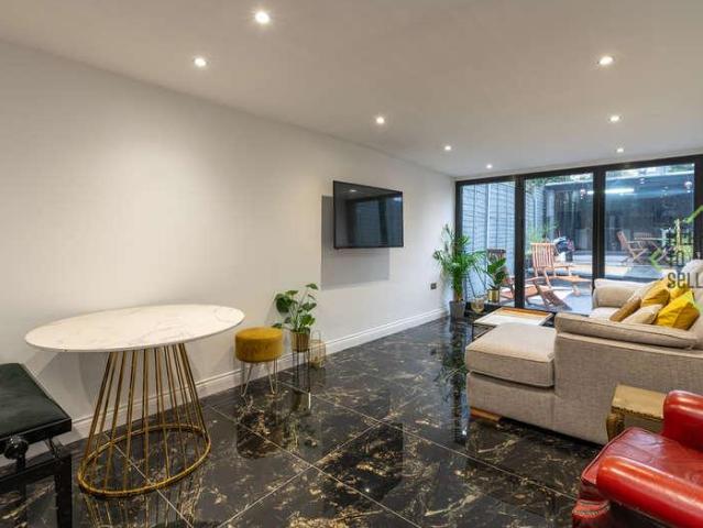 House for sale in North Finchley, Isle Of Man