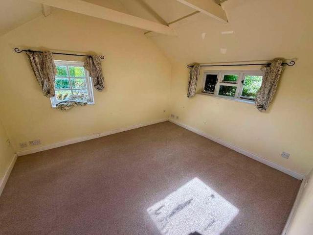 House for sale in Bedford