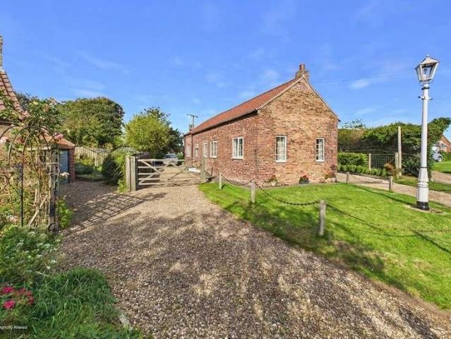House for sale in Harpham