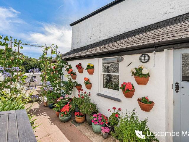 House for sale in Strode, Devon