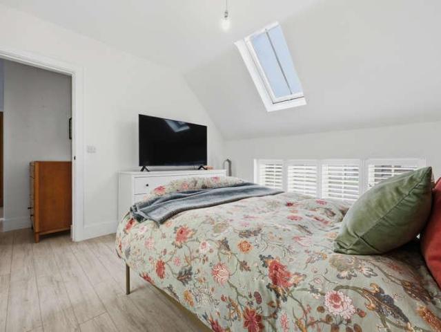 House for sale in Longport, The Bridge