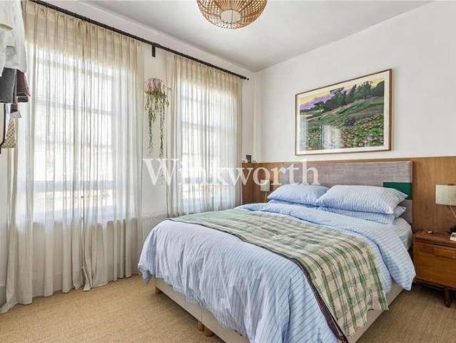 House for sale in Noel Park, Greater London