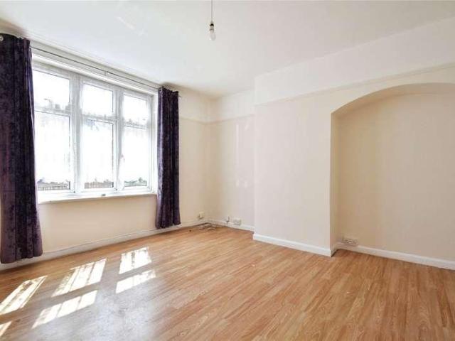 House for sale in Becontree, Greater London