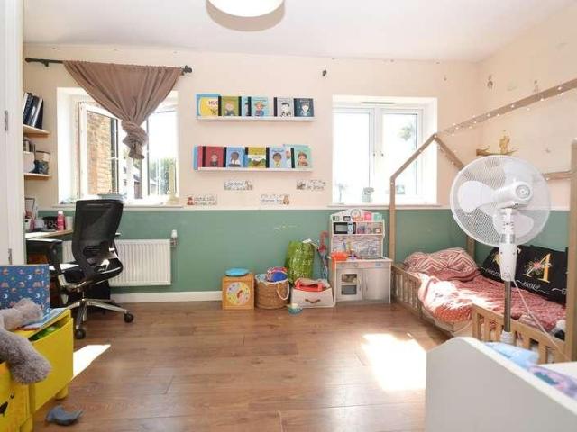 House for sale in Falconwood, Greater London