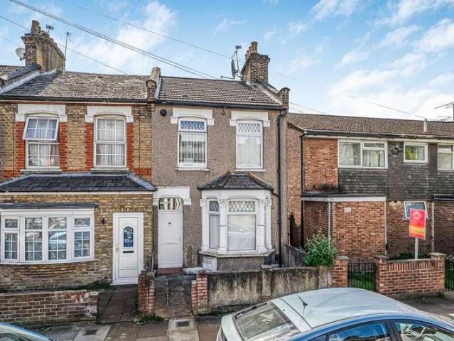 House for sale in London Borough of Enfield, Greater London