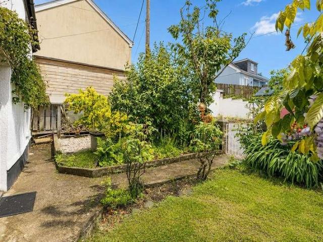 House for sale in St. Mewan, Trewoon