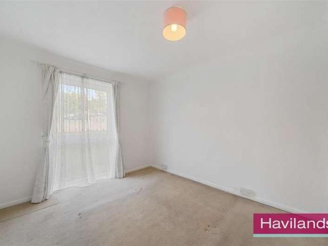 House for sale in Southgate, Greater London