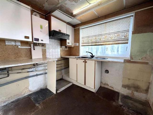 House for sale in Dobb Brow, Bolton