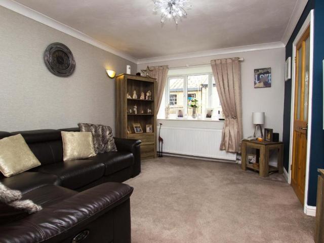 House for sale in Knowle Fold, Darwen
