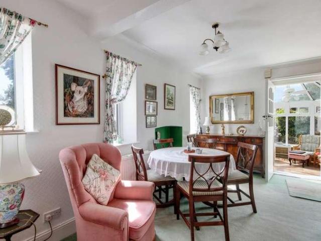 House for sale in Sandown Park, Kent
