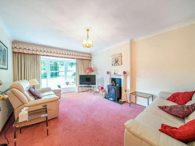 House for sale in Northwood, Greater London