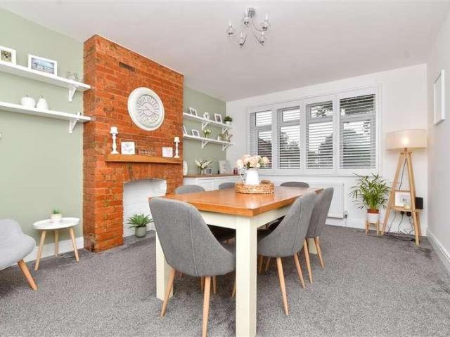 House for sale in Croydon, Shirley