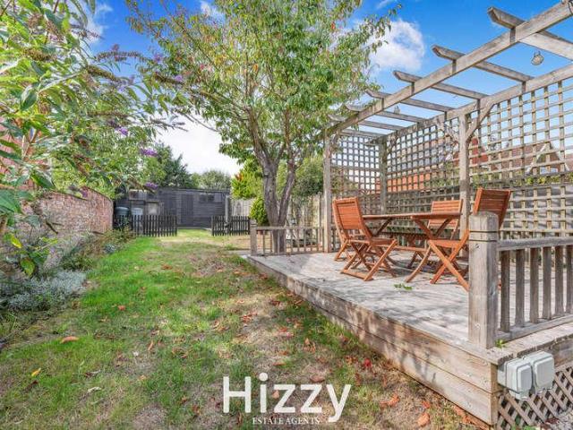 House for sale in Chelmondiston, Suffolk