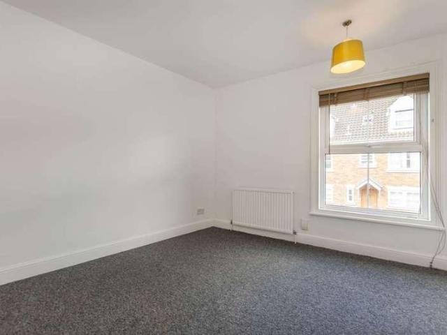 House for sale in New Catton, East Bank