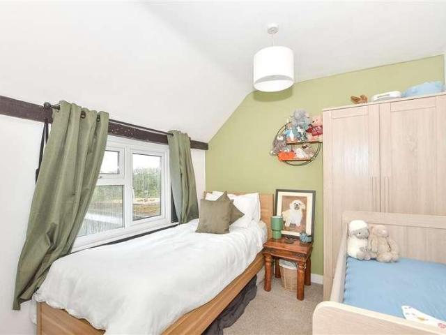 House for sale in Piltdown, Cross In Hand